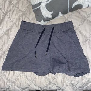 Grey Lululemon on the fly short